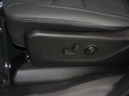 Used 2021 RAM 1500 Big Horn image 18