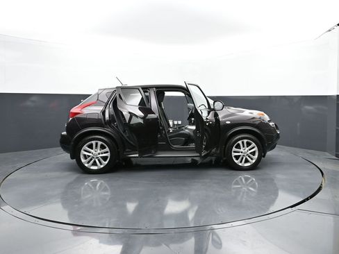 Used 2014 Nissan Juke SV AWD/4WD image 34
