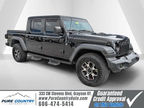 Used 2021 Jeep Gladiator Sport AWD/4WD image 1