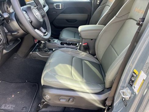 New 2026 Jeep Gladiator Mojave w/ Steel Bumper Group image 9