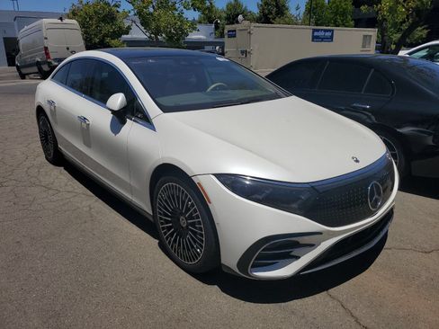 Certified 2022 Mercedes-Benz EQS 450+ Sedan image 1