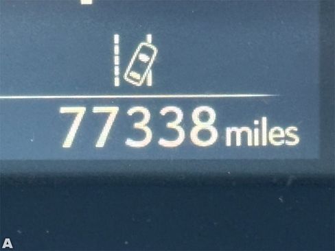 Used 2018 Lexus RX 350L FWD image 25