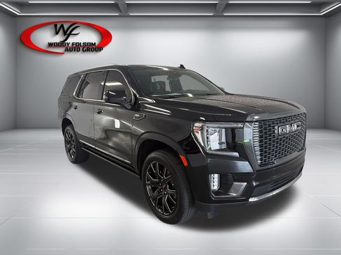 Used 2024 GMC Yukon Denali Ultimate AWD/4WD image 3