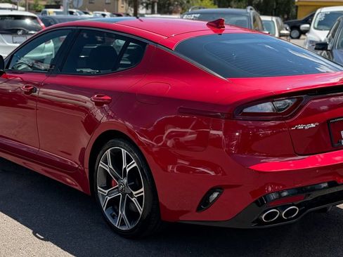 Used 2018 Kia Stinger GT2 RWD image 5