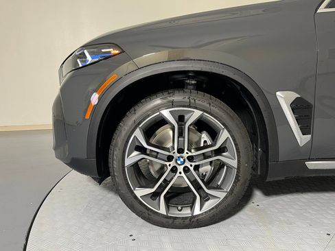 Used 2026 BMW X5 sDrive40i w/ Premium Package RWD image 11
