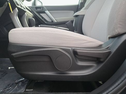 Used 2018 Subaru Forester 2.5i w/ Alloy Wheel Package AWD/4WD image 28