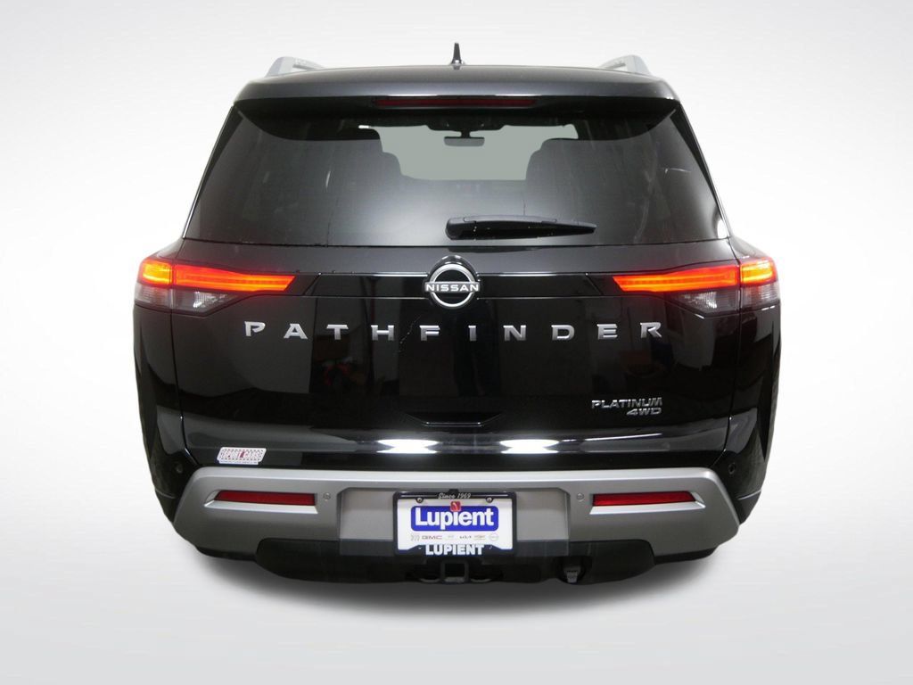 Used 2023 Nissan Pathfinder Platinum AWD/4WD image 4