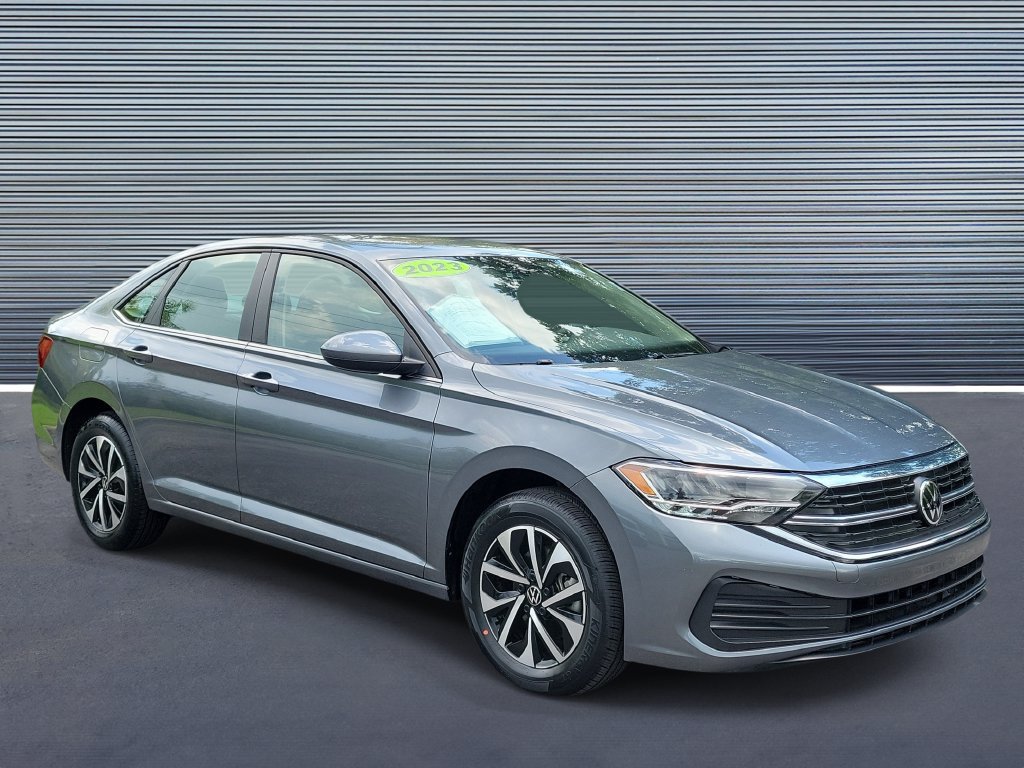 Used 2023 Volkswagen Jetta S FWD image 2