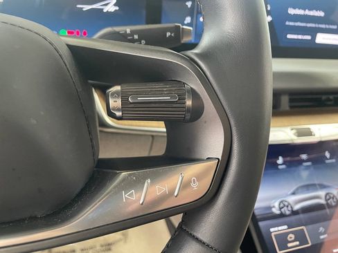 Used 2023 Lucid Air Touring AWD/4WD image 31