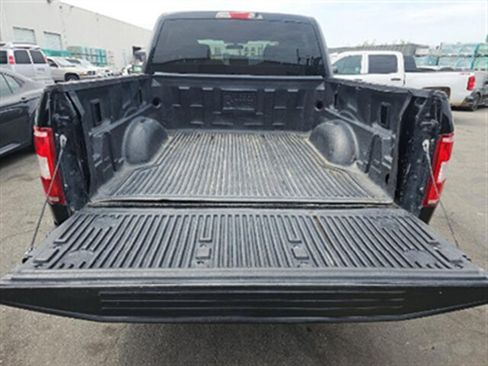 Used 2018 Ford F150 XLT AWD/4WD image 11
