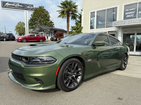 Used 2021 Dodge Charger Scat Pack image 1