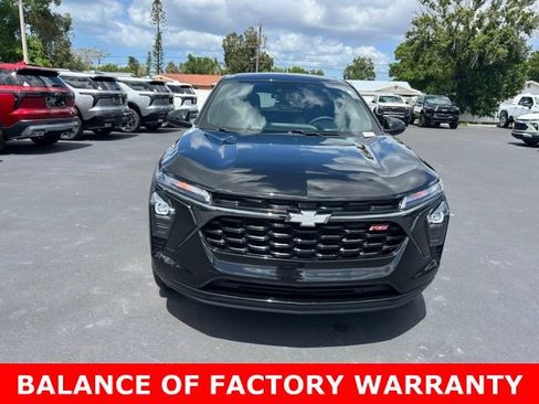 Used 2024 Chevrolet Trax RS w/ Driver Confidence Package image 2