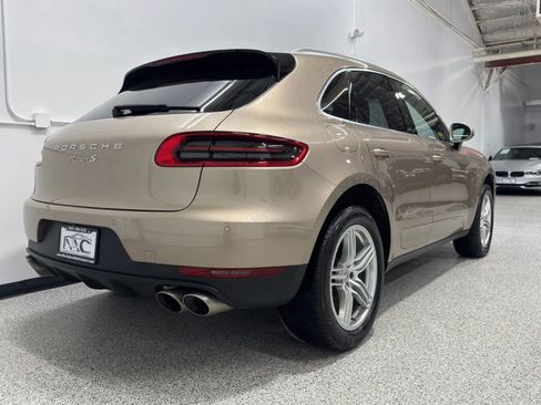 Used 2015 Porsche Macan S w/ Premium Package Plus image 38