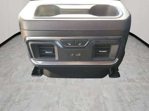 Used 2025 GMC Sierra 2500 Denali Ultimate w/ Max Trailering Package image 22