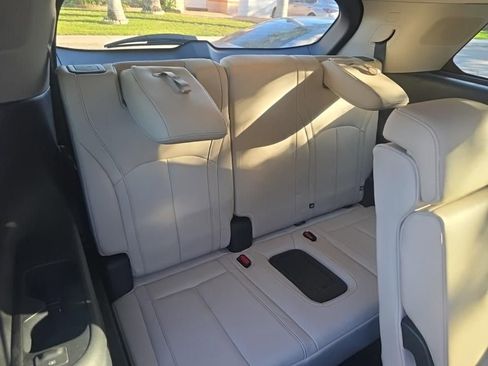 Certified 2023 INFINITI QX60 Luxe image 12