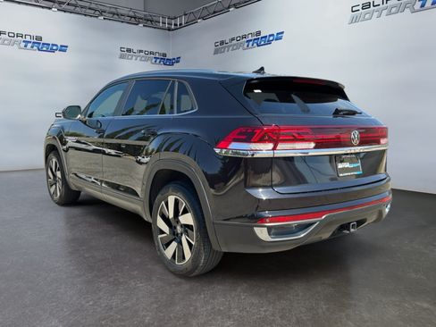 Used 2024 Volkswagen Atlas Cross Sport SE FWD image 7