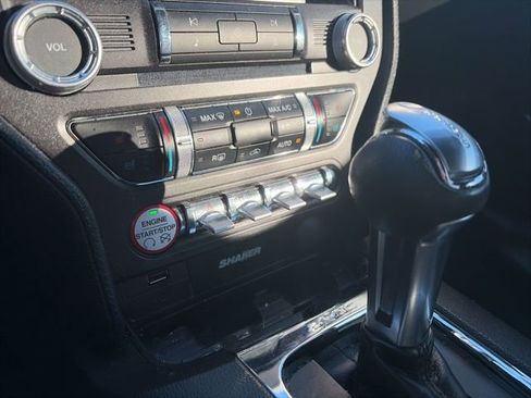 Used 2017 Ford Mustang Premium image 12
