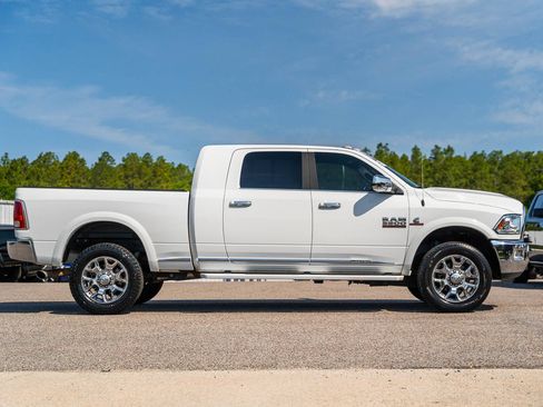Used 2018 RAM 2500 Limited AWD/4WD image 9