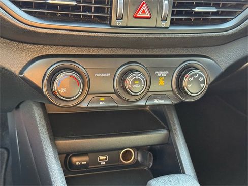 Used 2023 Kia Forte LXS image 19