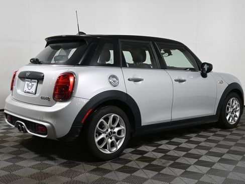 Used 2020 MINI Cooper S image 7