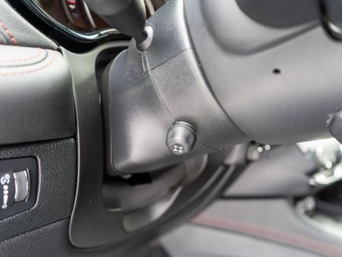 Used 2023 Dodge Durango Citadel image 29