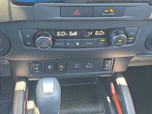 Used 2023 Nissan Frontier Pro-X w/ Pro-X Premium Package RWD image 24