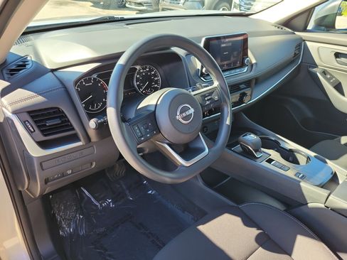 Certified 2024 Nissan Rogue S image 19