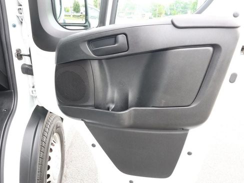 Used 2025 RAM ProMaster 2500 w/ Convenience Group FWD image 27