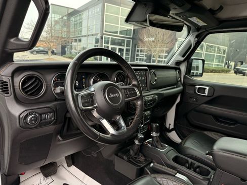 Used 2021 Jeep Gladiator Overland image 46