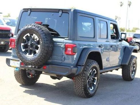 New 2025 Jeep Wrangler Unlimited Rubicon 4xe w/ Convenience Group AWD/4WD image 5