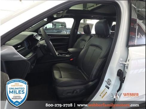 New 2026 Jeep Grand Cherokee L Limited image 10