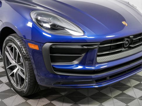 New 2026 Porsche Macan Turbo AWD/4WD image 39