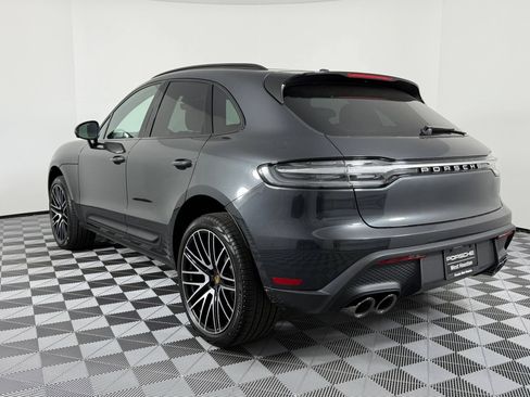 Certified 2026 Porsche Macan AWD/4WD image 3