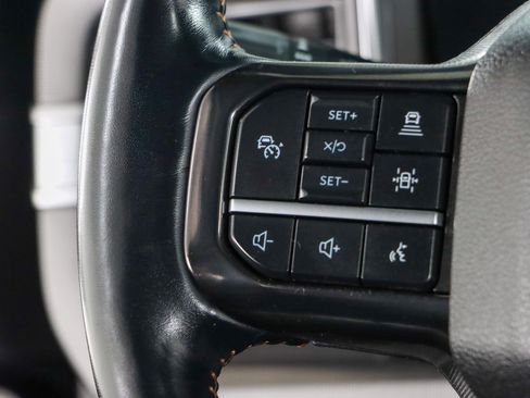 Used 2024 Ford F250 Platinum image 14