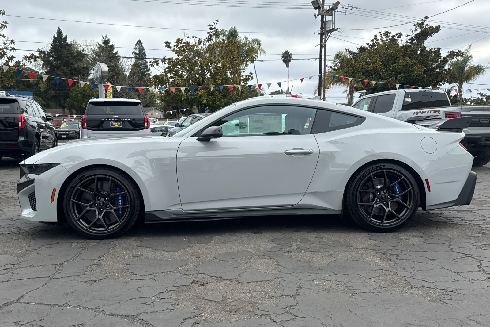 New 2026 Ford Mustang Dark Horse SC w/ Carbon Fiber Exterior Package RWD image 8