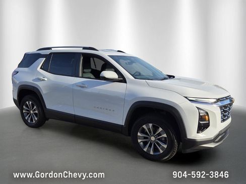New 2026 Chevrolet Equinox LT w/ Convenience Package II AWD/4WD image 10
