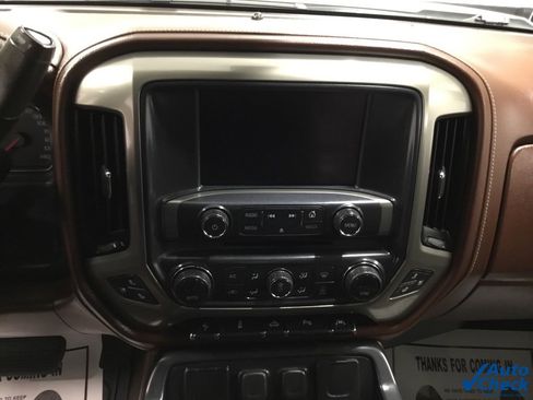 Used 2017 Chevrolet Silverado 1500 High Country image 56