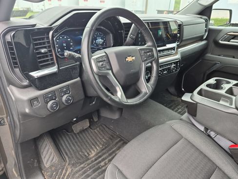 Certified 2023 Chevrolet Silverado 1500 LT AWD/4WD image 10