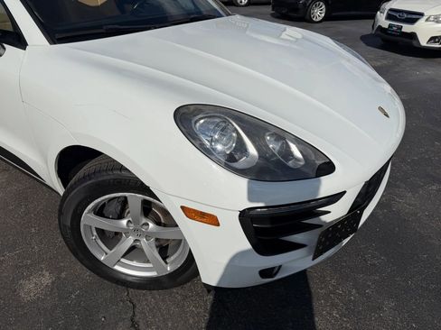 Used 2017 Porsche Macan w/ Driver Memory Package AWD/4WD image 52