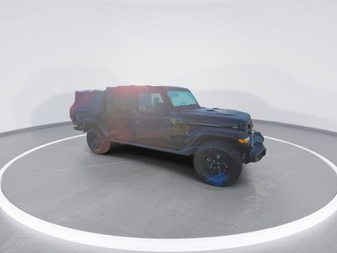 Used 2022 Jeep Gladiator Willys image 2