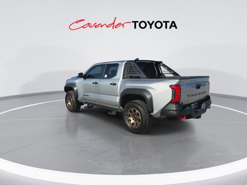 Used 2024 Toyota Tacoma 4x4 Double Cab Hybrid image 6