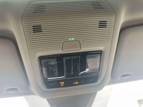 New 2026 Volkswagen Atlas SE AWD/4WD image 32