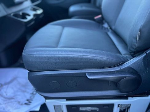 Used 2024 Mercedes-Benz Sprinter 3500 image 25