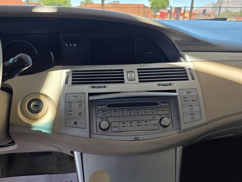 Used 2007 Toyota Avalon Limited FWD image 18