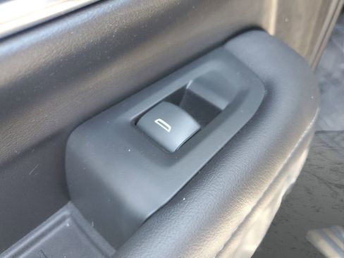 Used 2023 Chevrolet Tahoe Z71 AWD/4WD image 17