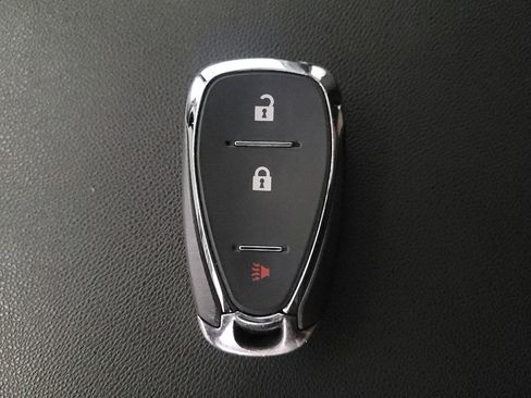 Used 2018 Chevrolet Equinox LT FWD image 32