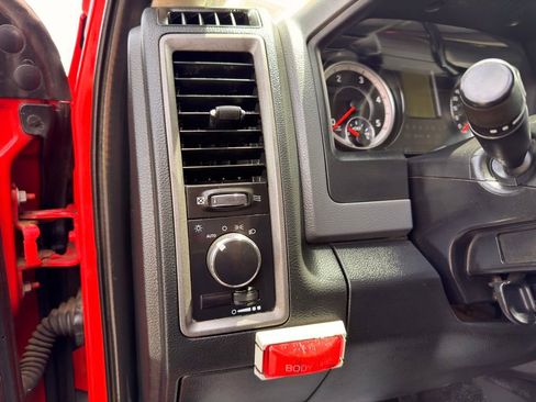 Used 2016 RAM 5500 Tradesman w/ Power Accessory Group AWD/4WD image 27