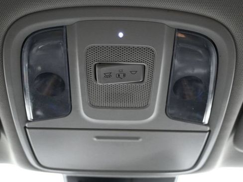 Used 2019 Kia Stinger image 21