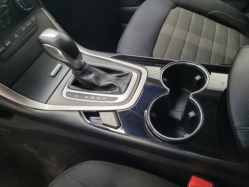 Used 2017 Ford Edge SEL image 26