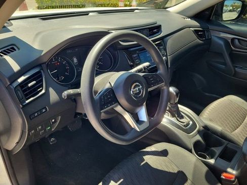 Used 2020 Nissan Rogue S image 21